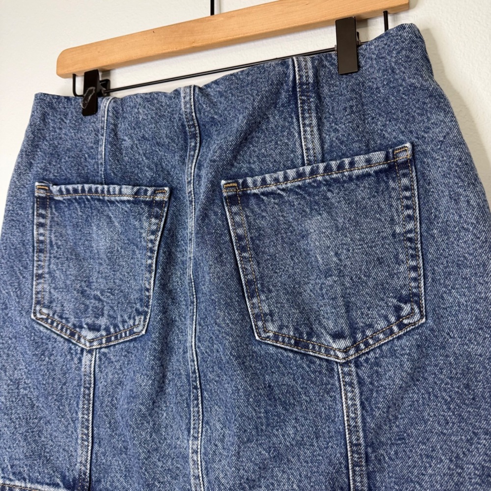 Old Navy - Denim Mini Skirt Front Zipper Medium Wash 100% Cotton Size 6 - Picture 4 of 8